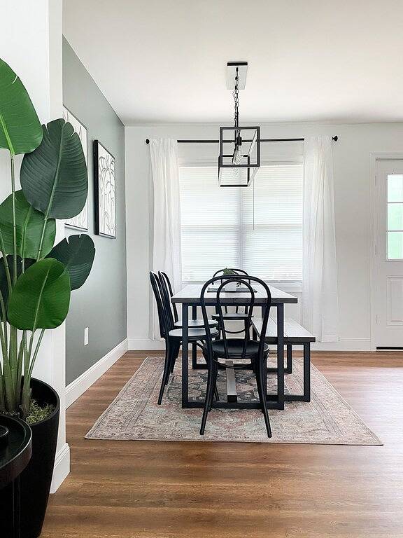 4Bd/2ba home Sleeps 8 *Newly Renovated* 2 minutes to all Hershey attractions! in Dauphin County