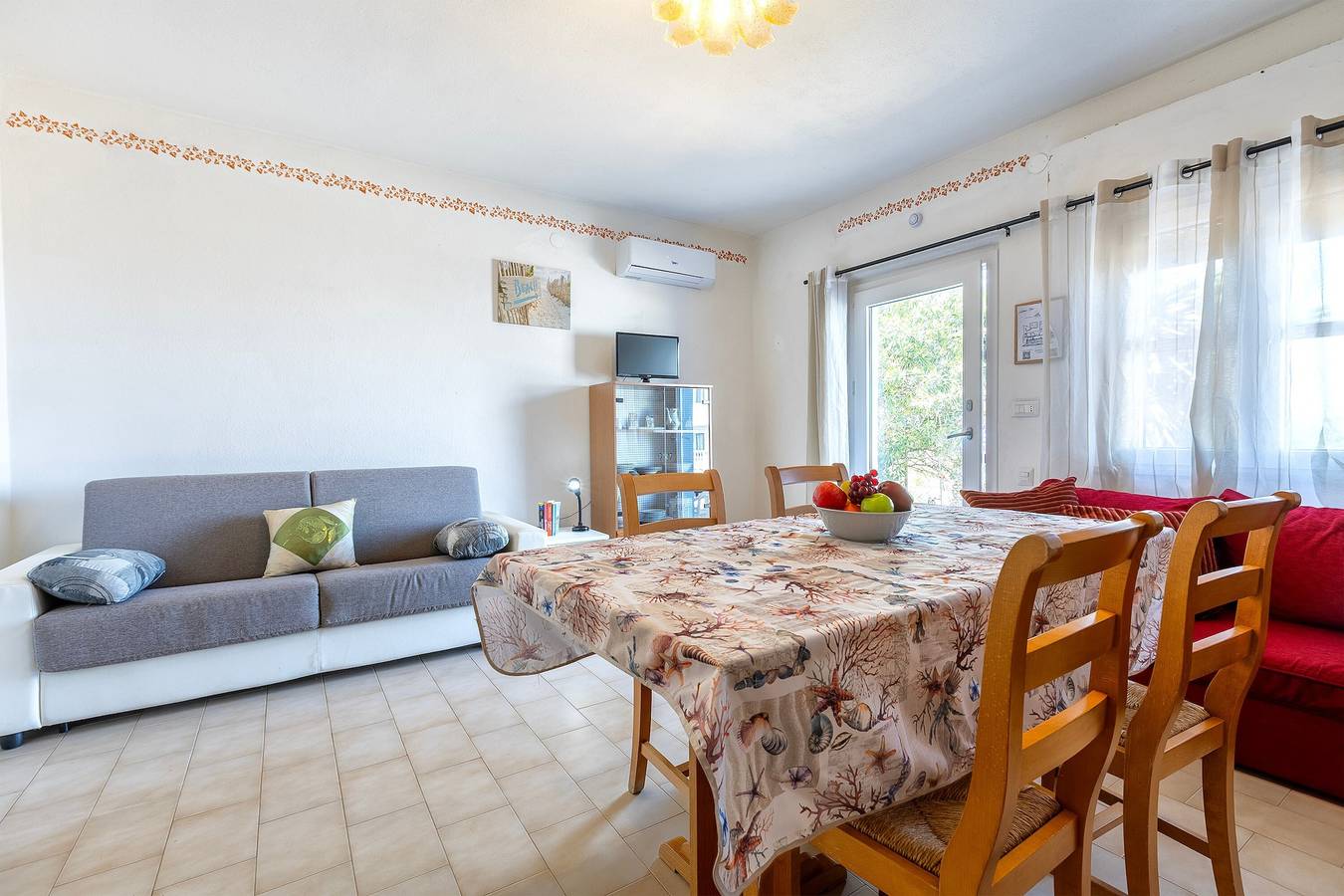 Entire apartment, 'Piano Terra' Apartment with Sea View, Wi-Fi and Air Conditioning in La Muddizza, Valledoria