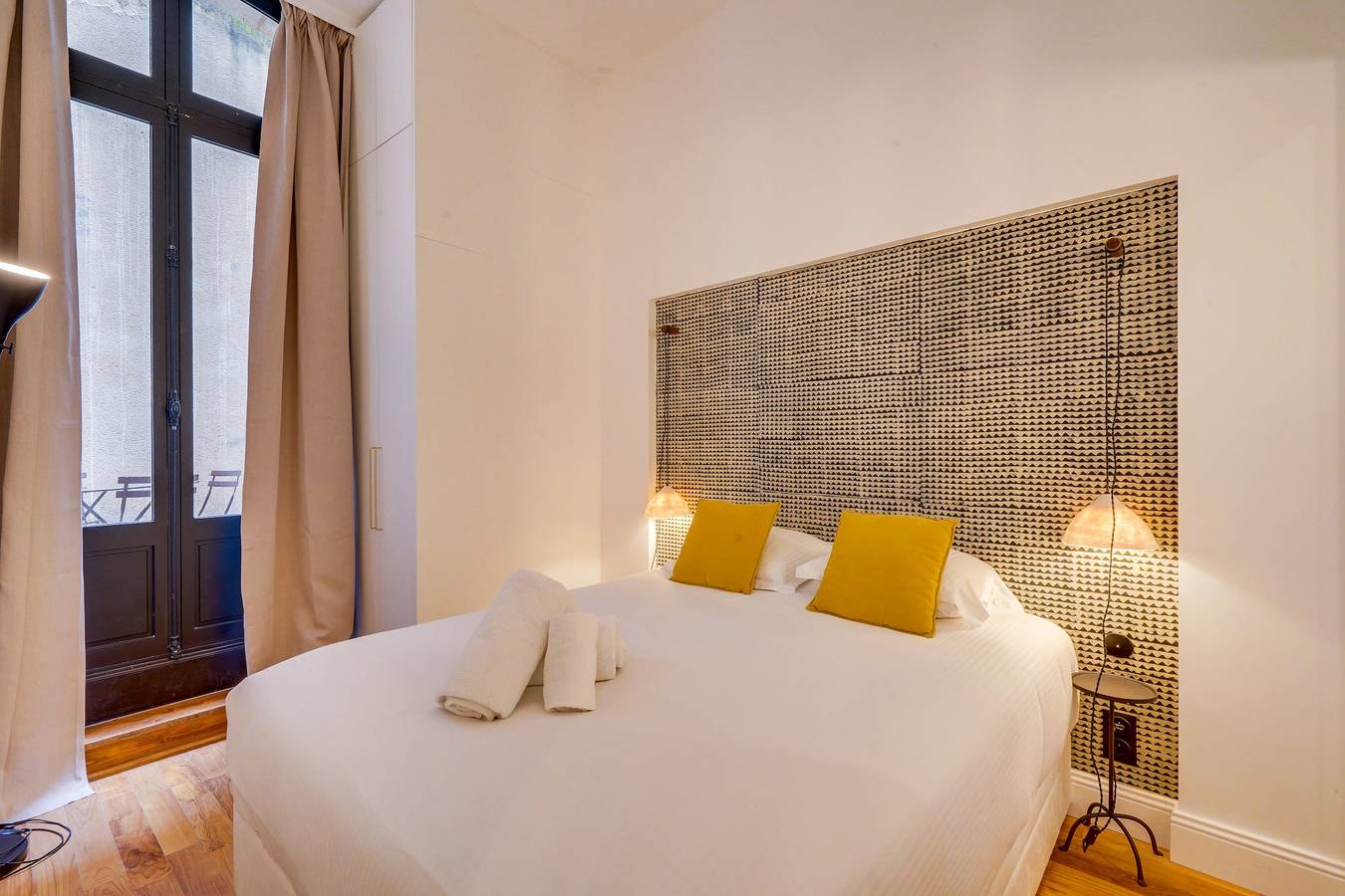 Apartamento entero, Apartamento de vacaciones para 2 personas con balcón in Burdeos, Región de Burdeos