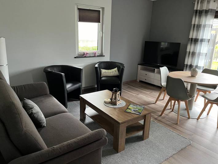 Ferienhaus für 4 Personen, mit Terrasse und Garten in Detern - 3