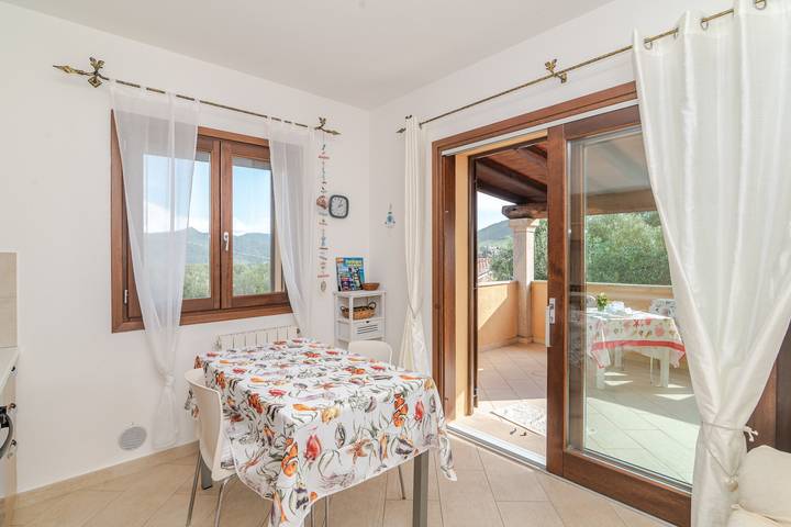 Ferienwohnung für 2 Personen, mit Balkon in San Teodoro - 2