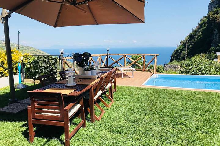 Villa Del Saraceno in Termini Napoli, Massa Lubrense