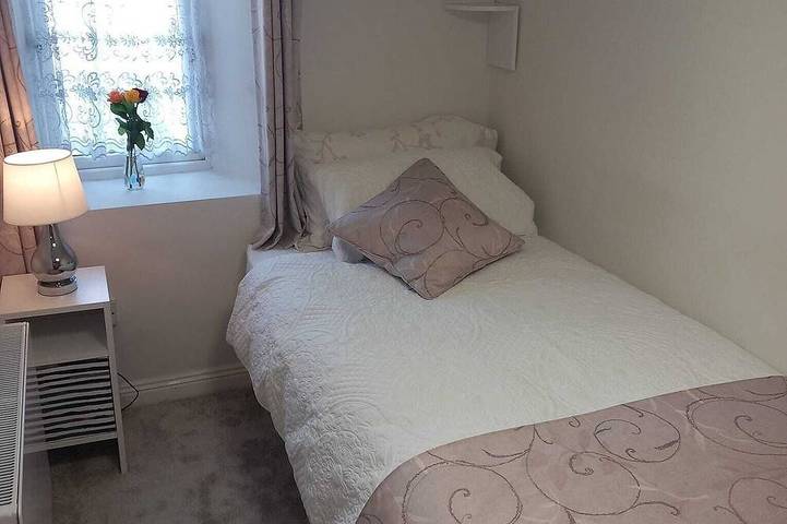 1800s Irish Cottage Escape – 5 mins walk to the village with baby amenities in Comté de Wexford