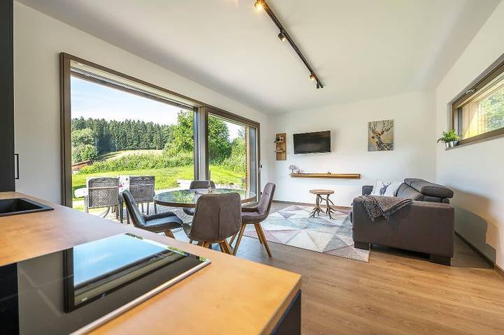 Ferienwohnung für 4 Personen, mit Balkon und Balkon/Terrasse sowie Terrasse in Neustadt an der Waldnaab