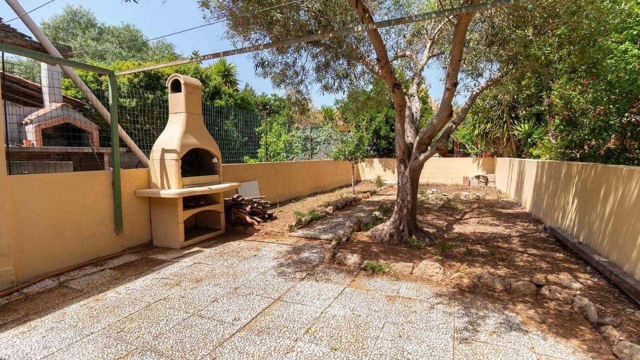 Appartement entier, Two-Bedroom Apartment with Garden View in Funtana Meiga, Cabras
