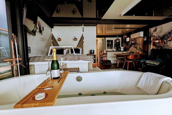 Ferienhaus für 3 Personen, mit Sauna und Terrasse sowie Whirlpool in Sagard - 2