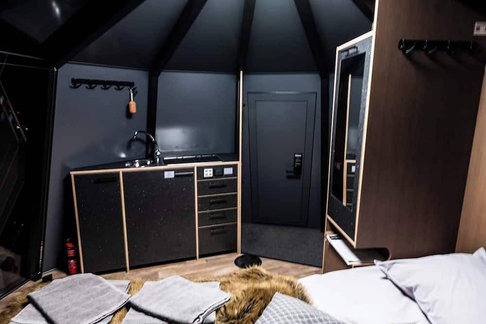 Luxury Off-Grid Dream in Hamra National Park. in Hälsingland