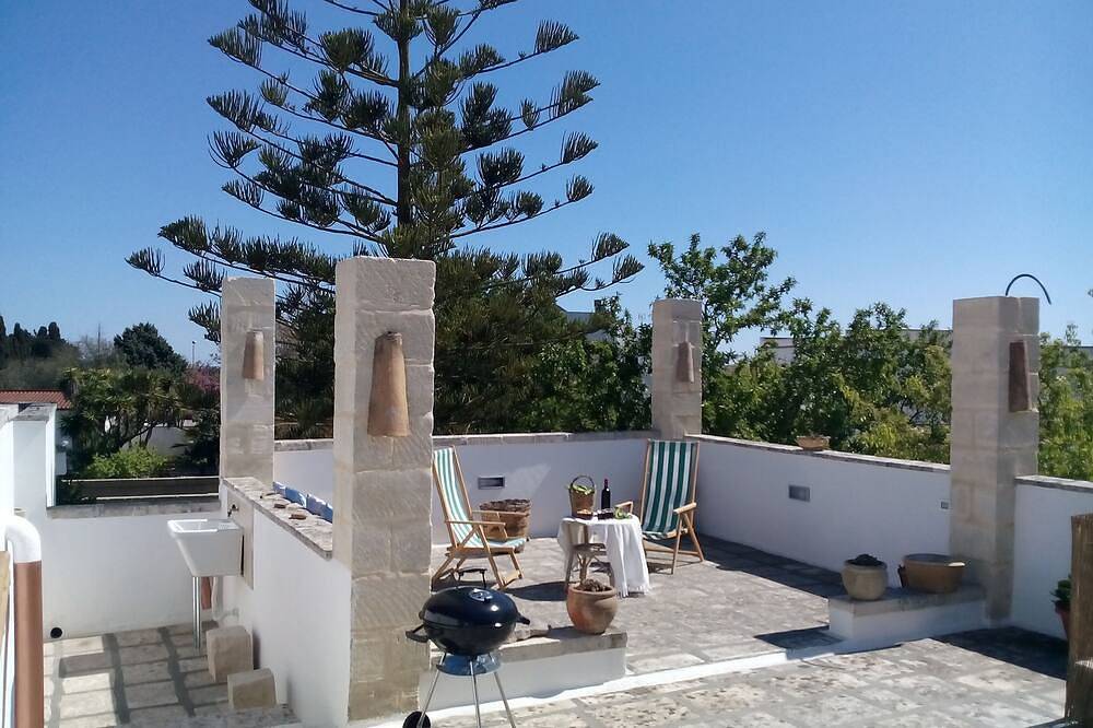 Das Haus der Großeltern von 1945 in Spongano, Lecce Provinz