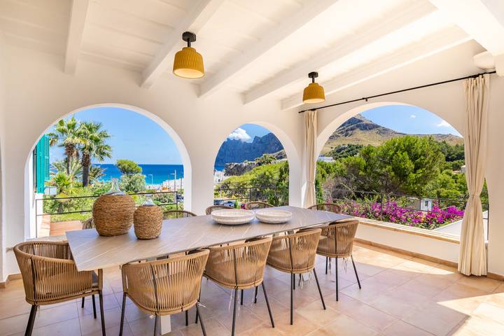 Villa für 14 Personen, mit Balkon und Terrasse sowie Garten auf Mallorca