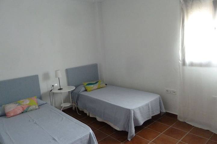 Villa pour 10 personnes, avec terrasse et jardin, animaux acceptés à Roche - 4