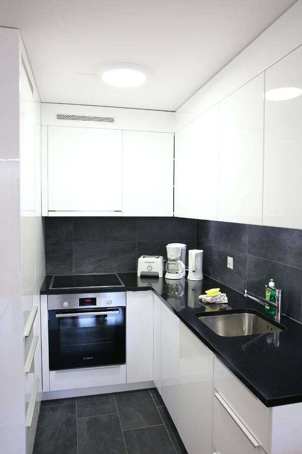 Gîte pour 4 personnes, avec jardin et vue ainsi que piscine et sauna à Täsch - 2