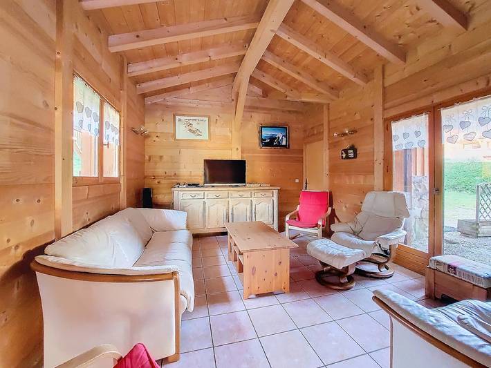 Maison de vacances pour 18 personnes, avec sauna ainsi que terrasse et jardin