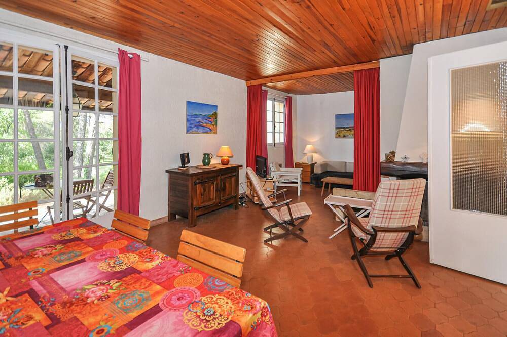 2 bedroom cozy home in La Bouverie in Roquebrune-sur-Argens, Draguignan region