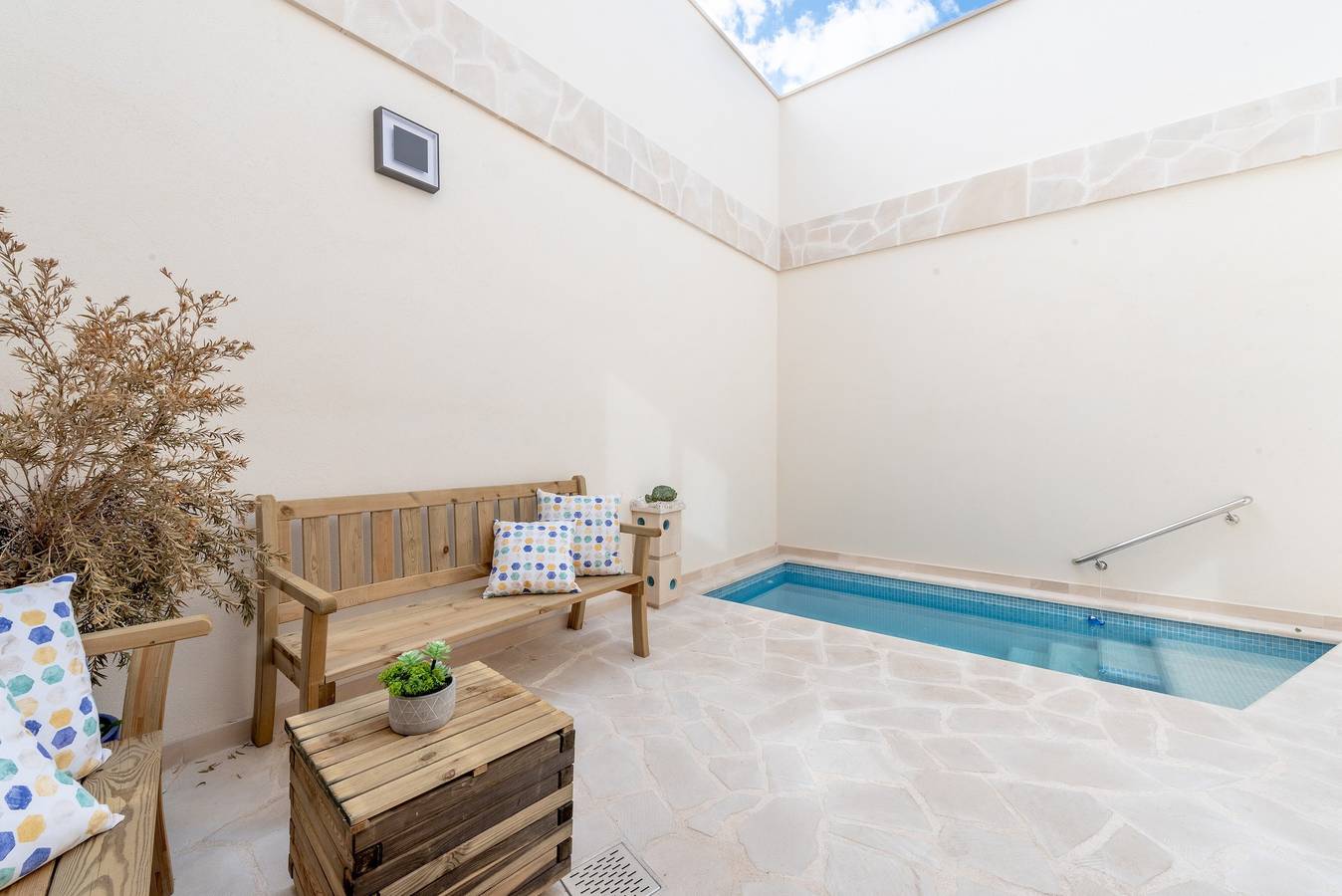 Klimatisiertes Stadthaus mit Pool, Wlan, Balkon und Dachterrasse in Santanyí, Mallorca Süden