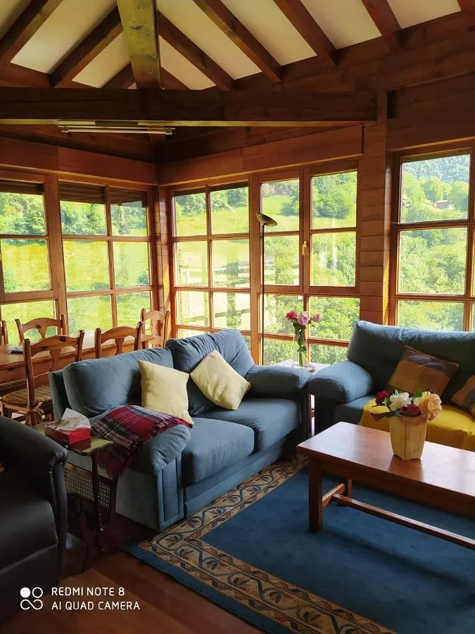 Casa rural para 7 personas, con balcón además de jardín y vistas - 1