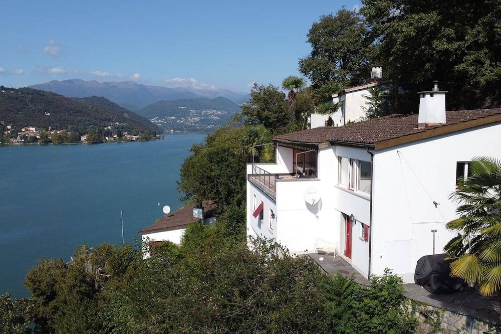 Grossartige Seesicht: Ferienhaus mit Seeplatz in Morcote, Luganersee