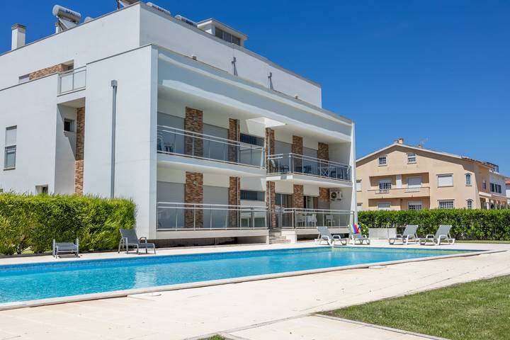 Ferienwohnung für 4 Personen, mit Balkon und Pool sowie Garten in Portugal - 4