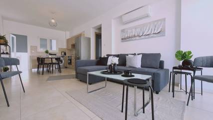 Ferienwohnung für 6 Personen, mit Balkon in Larnaka