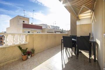 Apartment for 5 People in Torrevieja Centre, Torrevieja, Photo 4