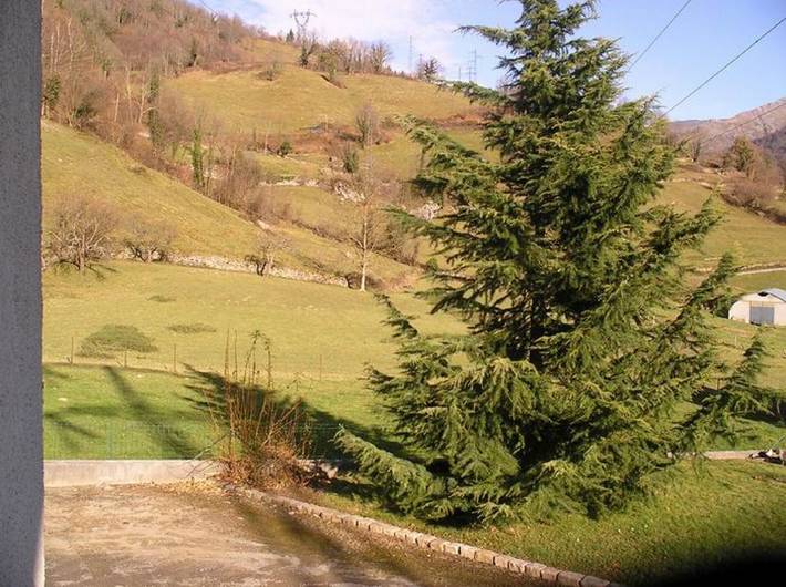 Gîte Cascade Seris : vue montagne, terrasse privée et Wi-Fi in Laruns, Béarn