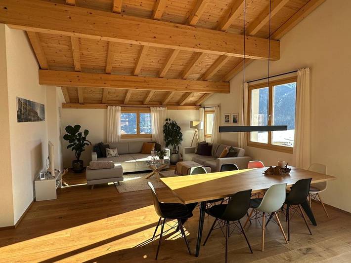 Ferienwohnung für 5 Personen, mit Balkon und Terrasse in Alvaneu