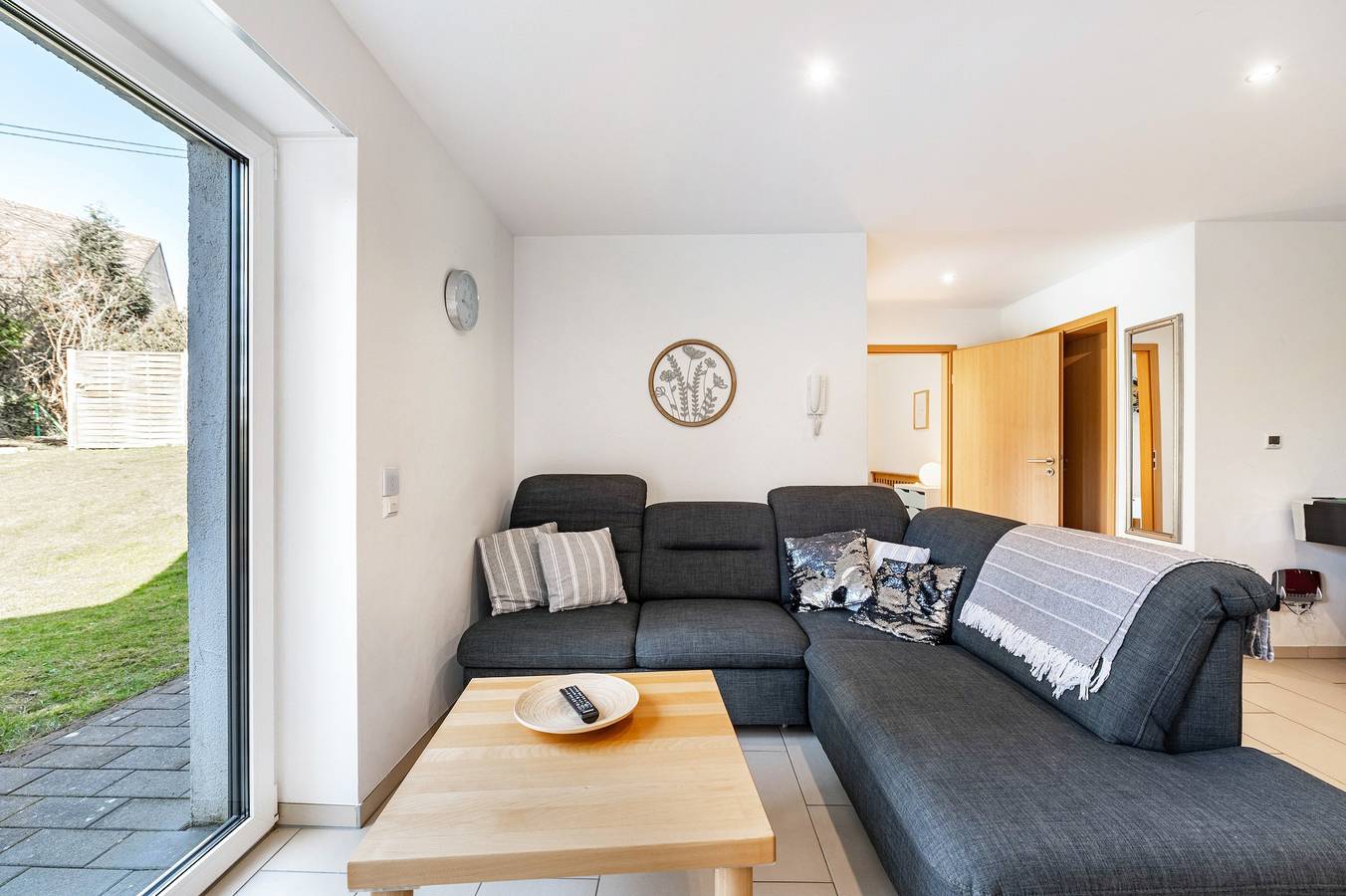 Entire apartment, Holiday Apartment 'Eifel im Herzen' with Private Terrace, Garden & Wi-Fi in Hambuch, Cochem-Zell