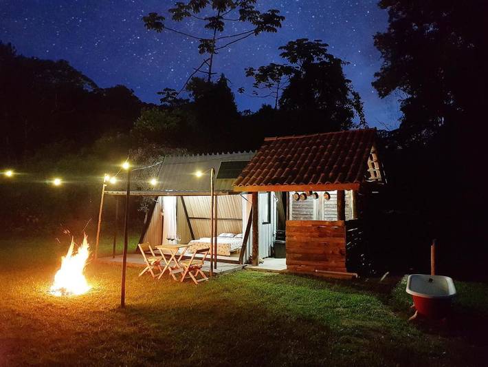 Casas e apartamentos de temporada para 2 pessoas, com sauna e jardim e ainda piscina and vista, com animais de estimação em Juquitiba