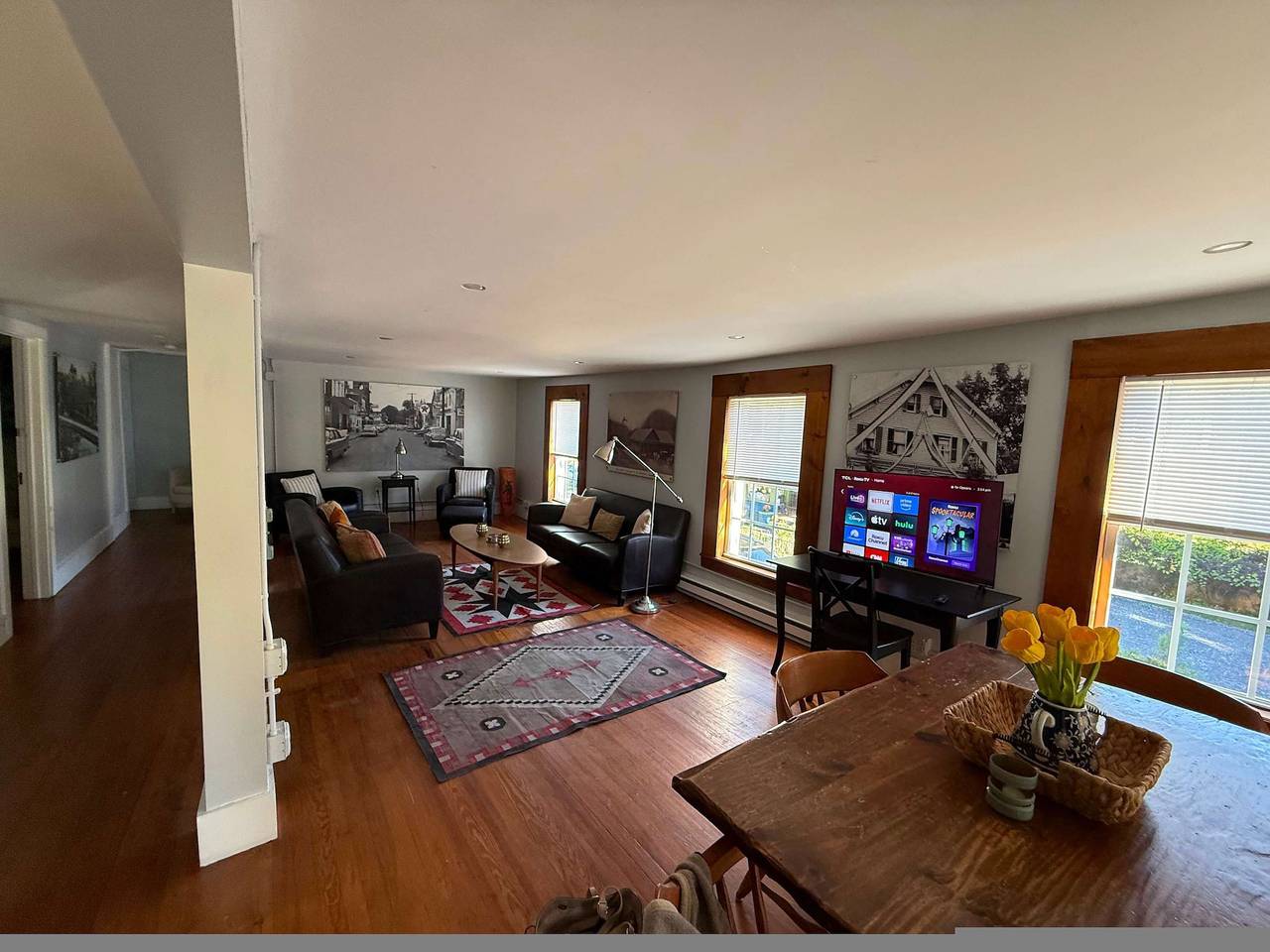 Entire apartment, 2Br Pet-Friendly  Walk to Cafes  Trails   Wineries in Rosendale Village, Ulster County
