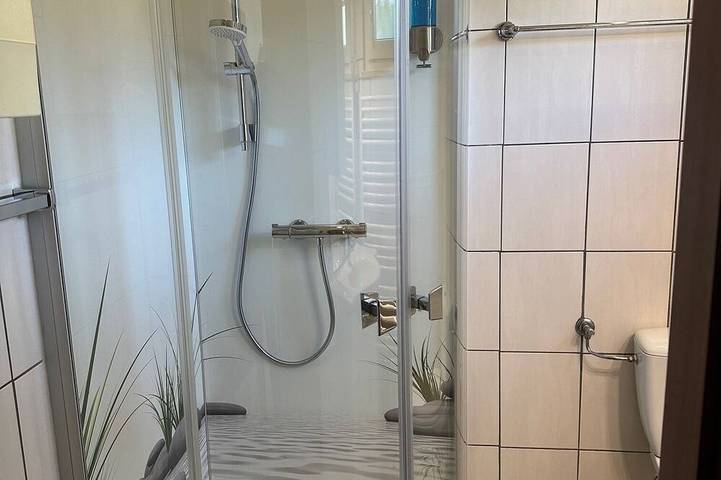 Ferienhaus für 4 Personen, mit Sauna und Garten sowie Whirlpool in Rheinböllen - 3