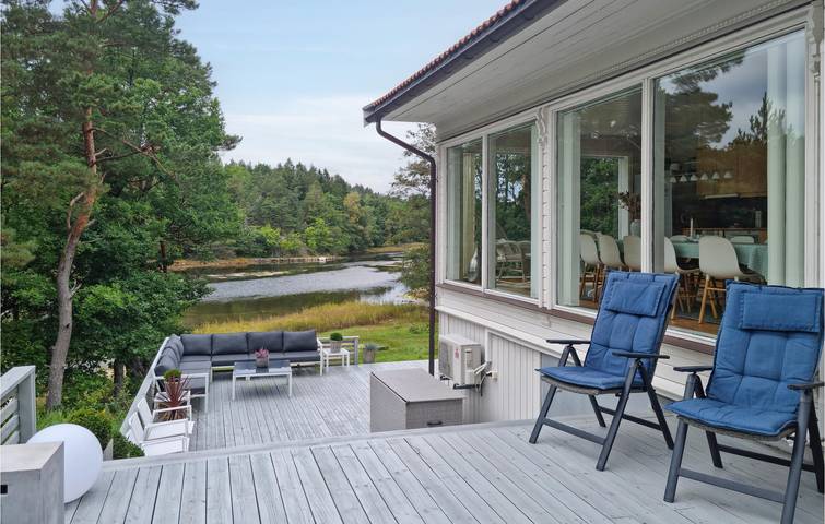 Ferienhaus für 13 Personen, mit Terrasse und Garten in Grimstad - 4