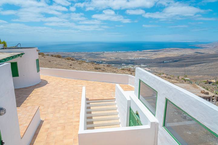 Villa für 6 Personen, mit Garten und Whirlpool auf Lanzarote