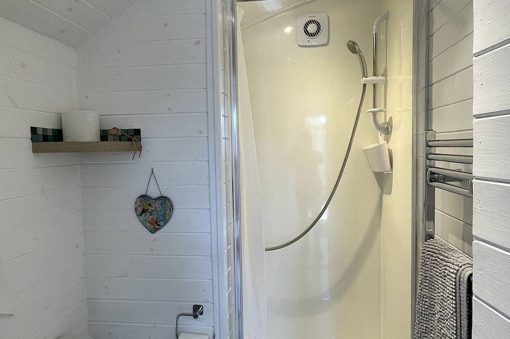 Hideaway pod near Loch Ness for a tranquil retreat, with private garden in Highlands