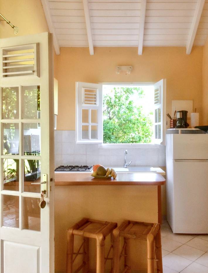 Bungalow pour 2 personnes, avec terrasse et piscine, animaux acceptés en Guadeloupe - 3
