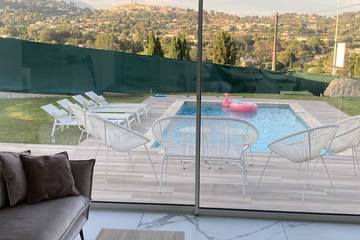 Villa pour 8 personnes, avec jardin et balcon à La Colle-sur-Loup