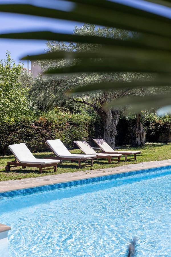 Ferienhaus für 7 Personen, mit Balkon und Terrasse sowie Garten und Pool