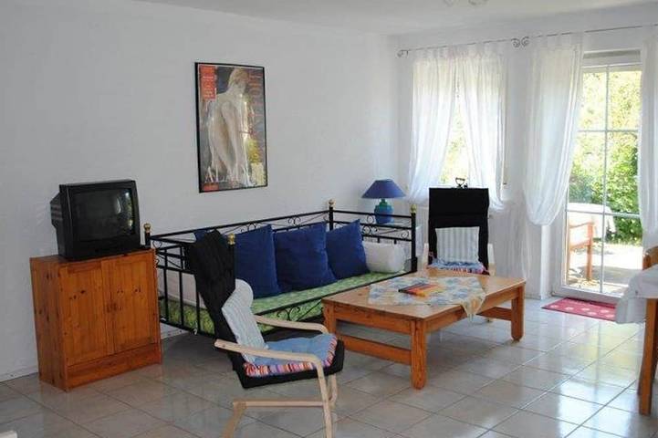 Ferienwohnung für 3 Personen, mit Garten in Hambach (Neustadt)