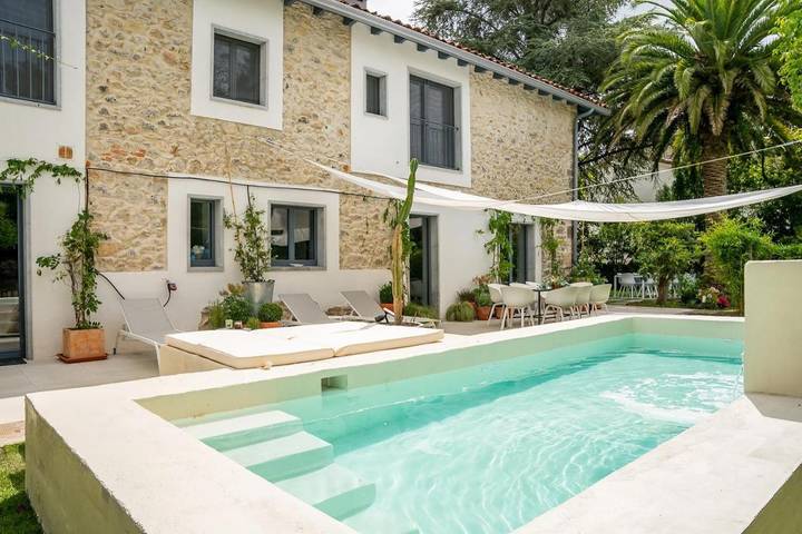 Casa de vacaciones para 15 personas, con piscina y jardín - 1