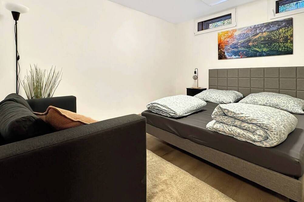 Ganze Wohnung, 2 Zimmer Apartment im Zentrum von Stuttgart in Stuttgart, Stuttgart Region