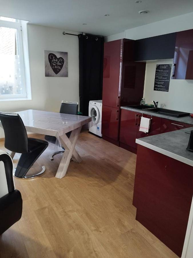 Appartement de vacances pour 8 personnes, avec Terrasse à Givet (homonymie)