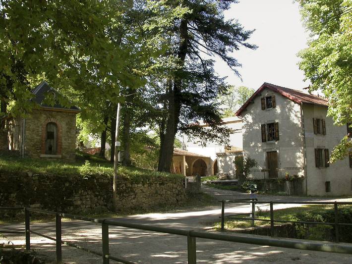 Gîte pour 8 personnes, avec terrasse, animaux acceptés à Nant - 2