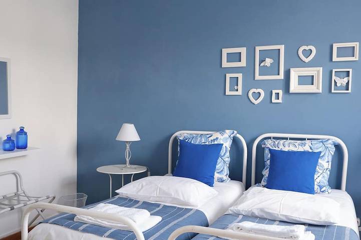 Ferienhaus für 9 Personen, mit Terrasse und Garten - 1