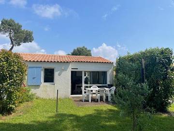 Gîte pour 4 personnes, avec jardin et piscine ainsi que jacuzzi et sauna à Dolus-d'Oléron