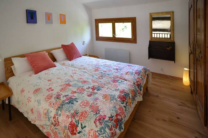 Maison provençale mit Pool, Olivenhain, weiter Panoramablick auf das Mittelmeer in Opio, Mittelmeerküste (Frankreich)