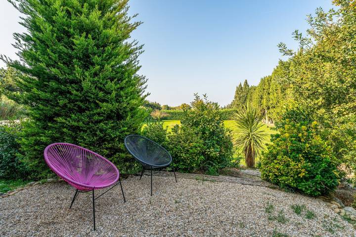 Maison de vacances pour 3 personnes, avec jardin, adapté aux familles dans les Bouches-du-Rhône - 2