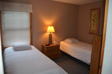 Log Cabin for 4 People in Diamond Point, Lake George, Photo 4