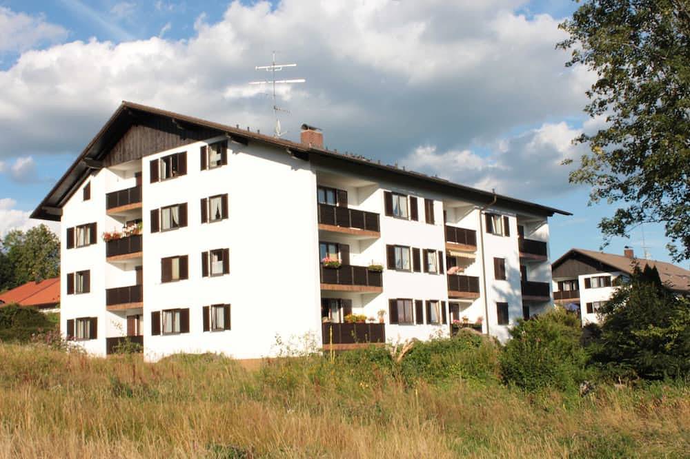 Ganze Wohnung, Fewo mit malerischem Bergblick im Bayerischen Wald - Whg. 24, 2.Og, 2 Zi., in Bischofsmais, Ostbayern