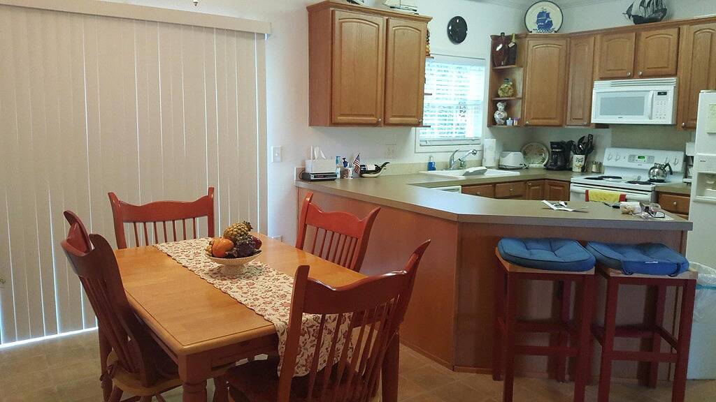 Ruhige Lage am See in der Nähe von Clemson Sc in White Harbor, Lake Keowee