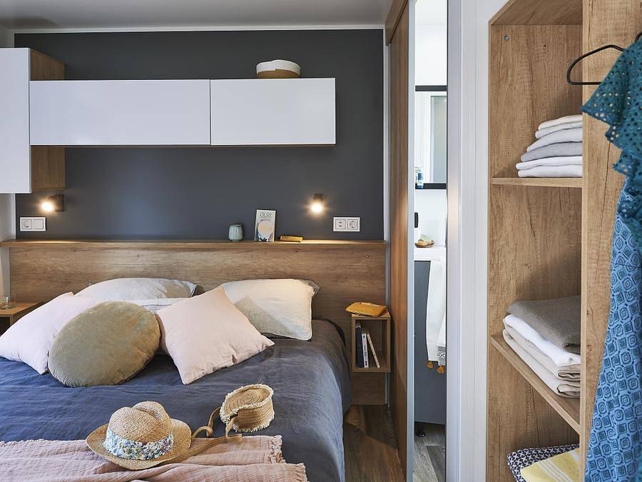 Camping Sites et Paysages - Le Ventoulou - Mobilheim 10 personen - Cottage Premium "Route de la noix" 5 Schlafz. - Tv - Klimaanlage - Lv - 3 Bäder in Thégra, Regionaler Naturpark Causses du Quercy