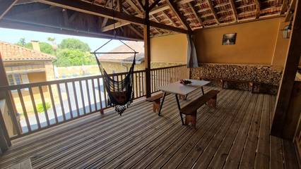 Gîte pour 8 personnes, avec jardin ainsi que terrasse et jacuzzi dans le Gers