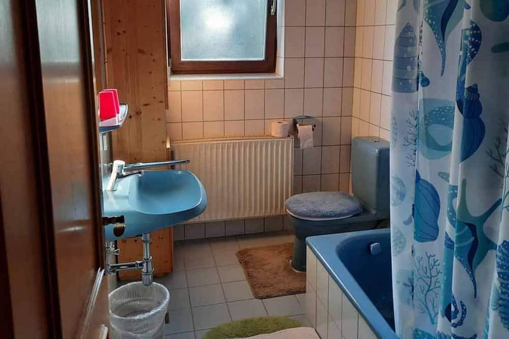 Geheel appartement, Ferienwohnung Seeblick - Haus Gertraud Brand in Weyregg am Attersee, Traunviertel